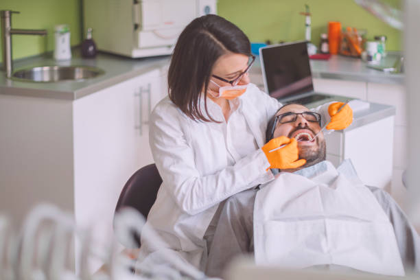 Best Dentist Open Late Near Me  in Gibraltar, MI